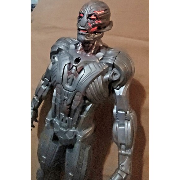 NEW Marvel Avengers Age of Ultron Titan Hero Tech Ultron 12" Lights & Sounds - Picture 4 of 16